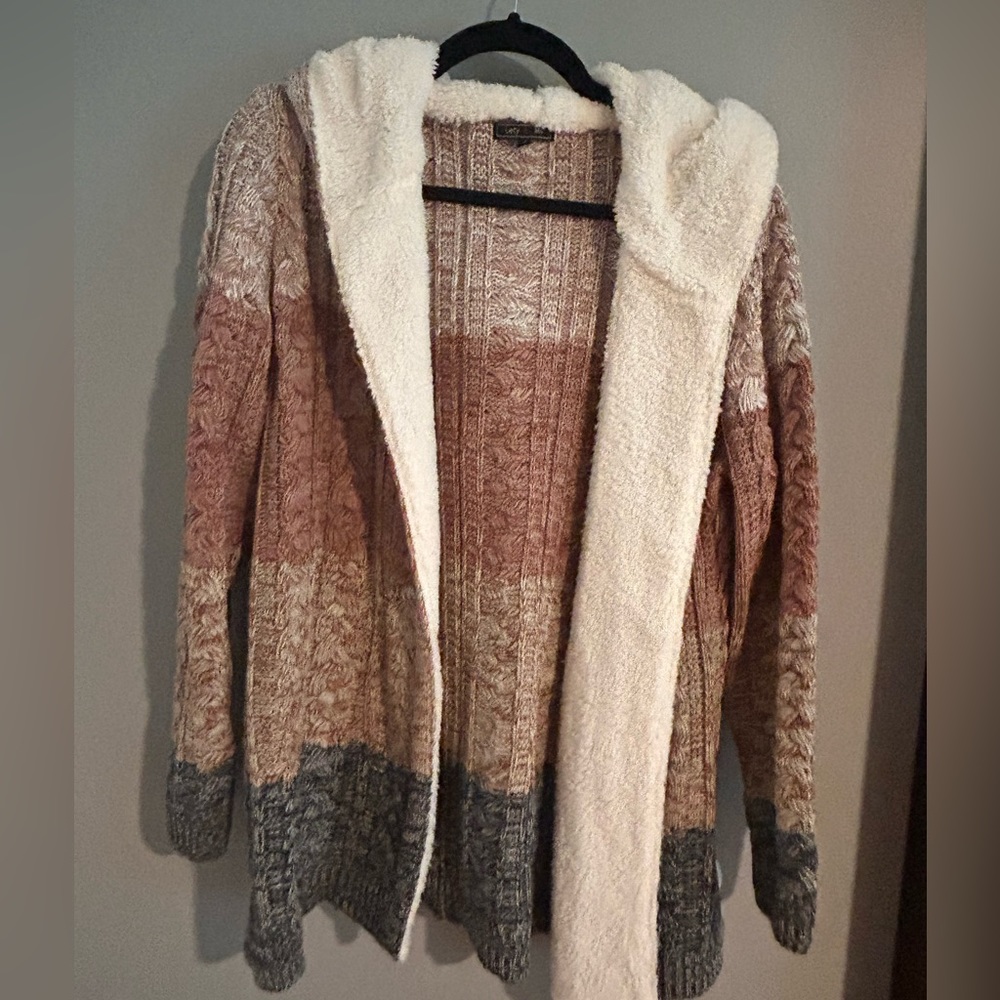 Long Sherpa sweater, cozy!!
